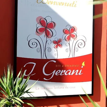 לינה וארוחת בוקר I Gerani 3*